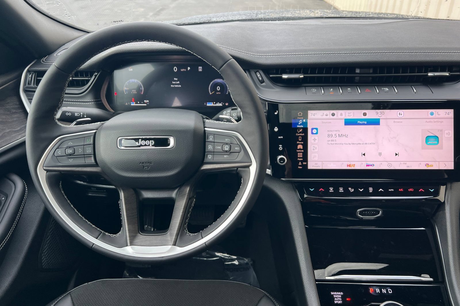 New 2026 Jeep Grand Cherokee Altitude AWD/4WD image 14