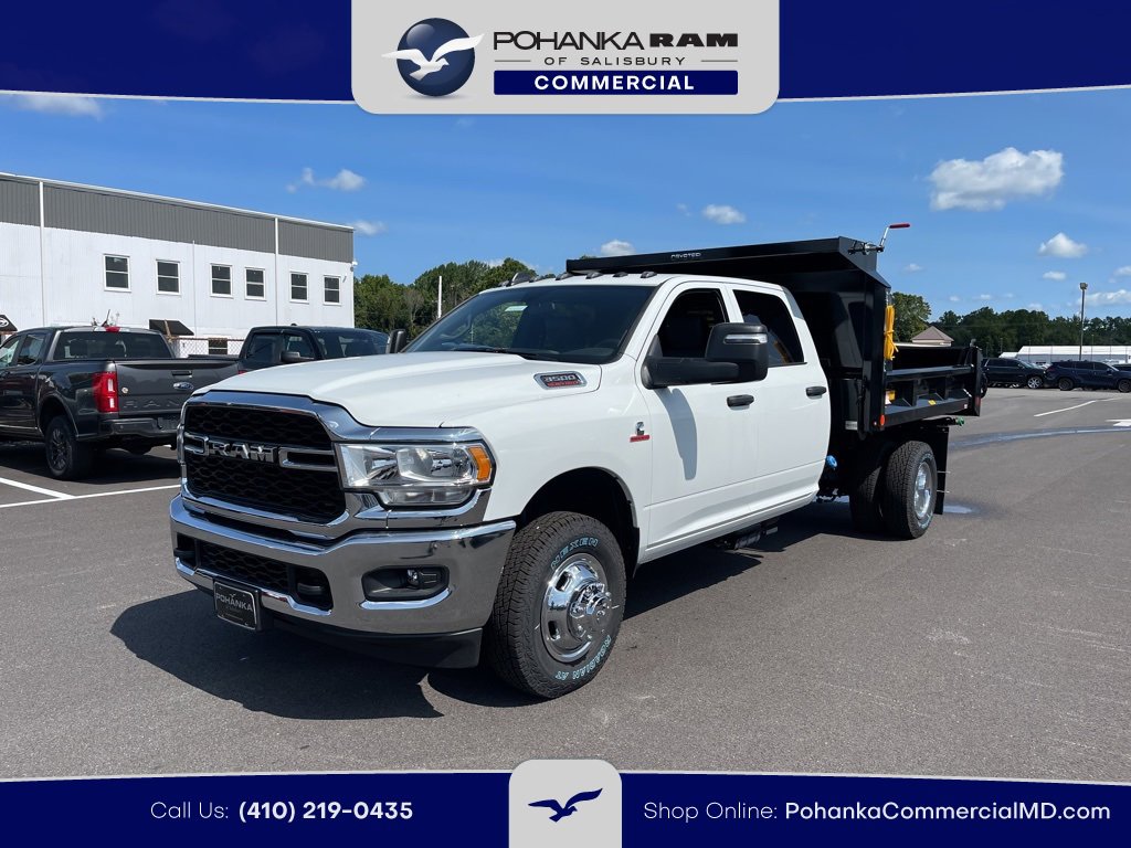 New 2024 RAM 3500 Tradesman w/ Chrome Appearance Group