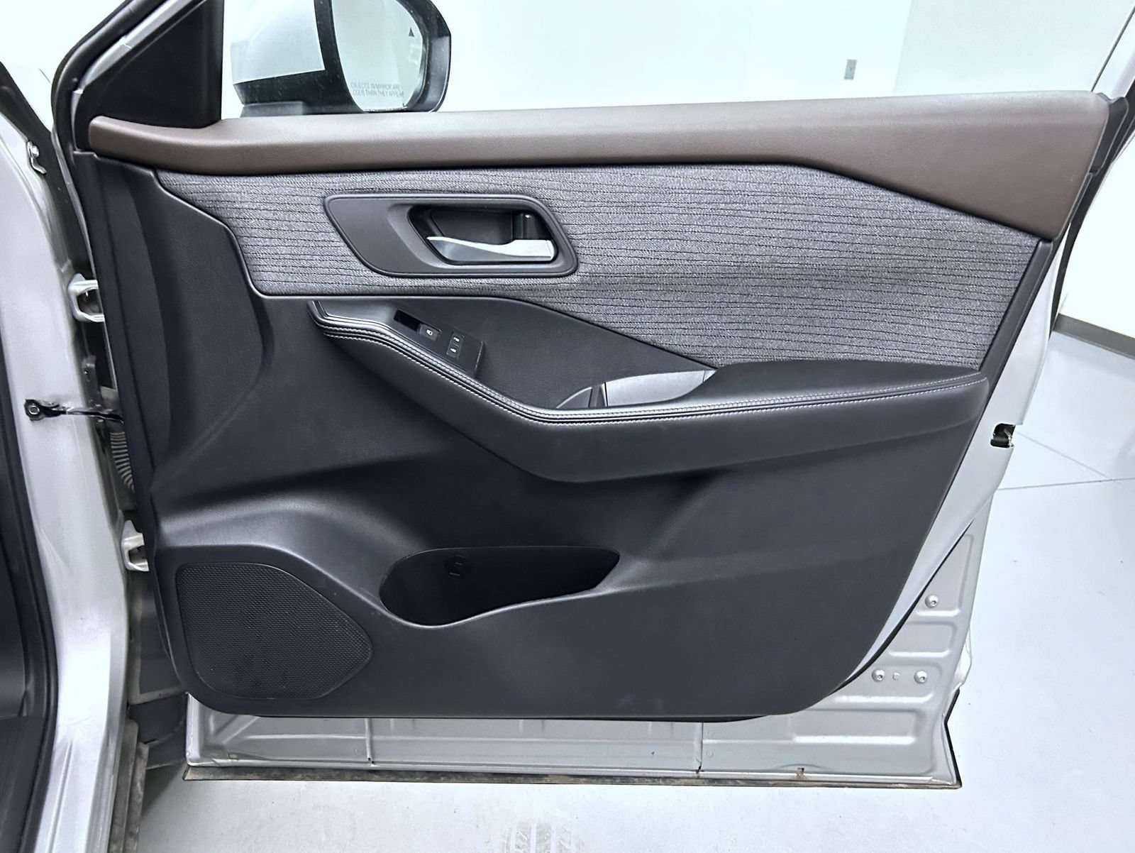 Certified 2023 Nissan Rogue SV AWD/4WD image 16