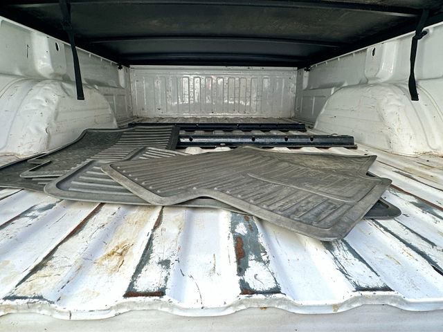 Used 2006 GMC Sierra 3500 SLE w/ Snow Plow Prep Package image 25