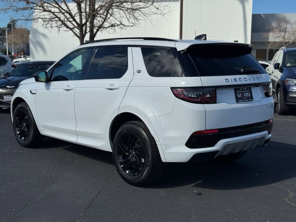 Used 2024 Land Rover Discovery Sport S image 8
