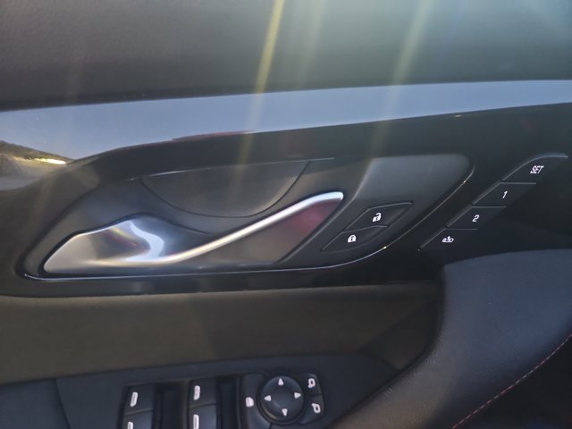 Used 2022 Chevrolet Blazer RS w/ Enhanced Convenience Package image 10