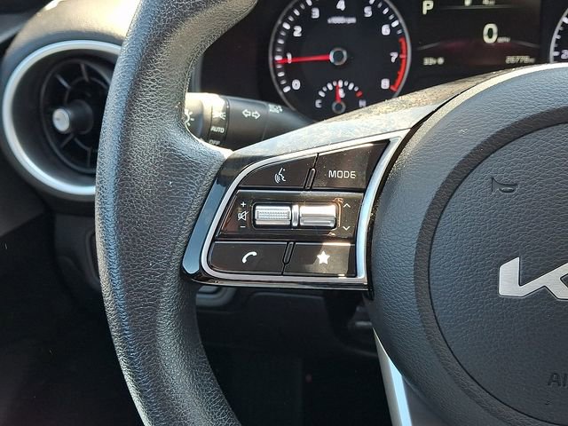Used 2023 Kia Forte LXS image 20