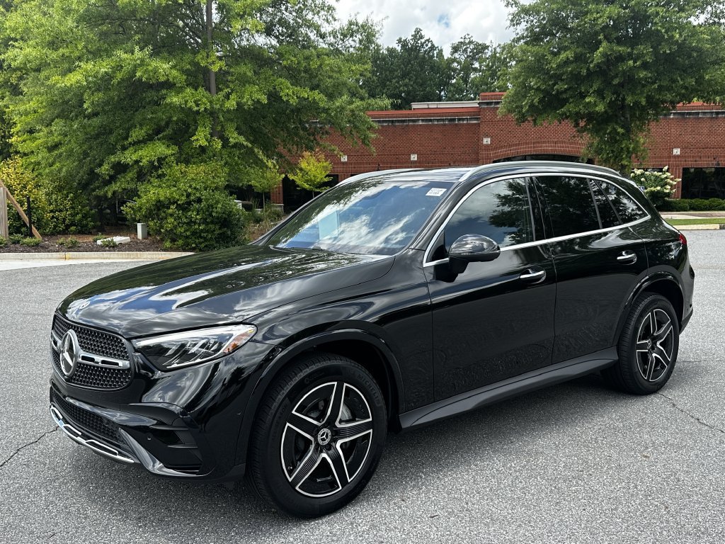 Certified 2026 Mercedes-Benz GLC 300 4MATIC image 4