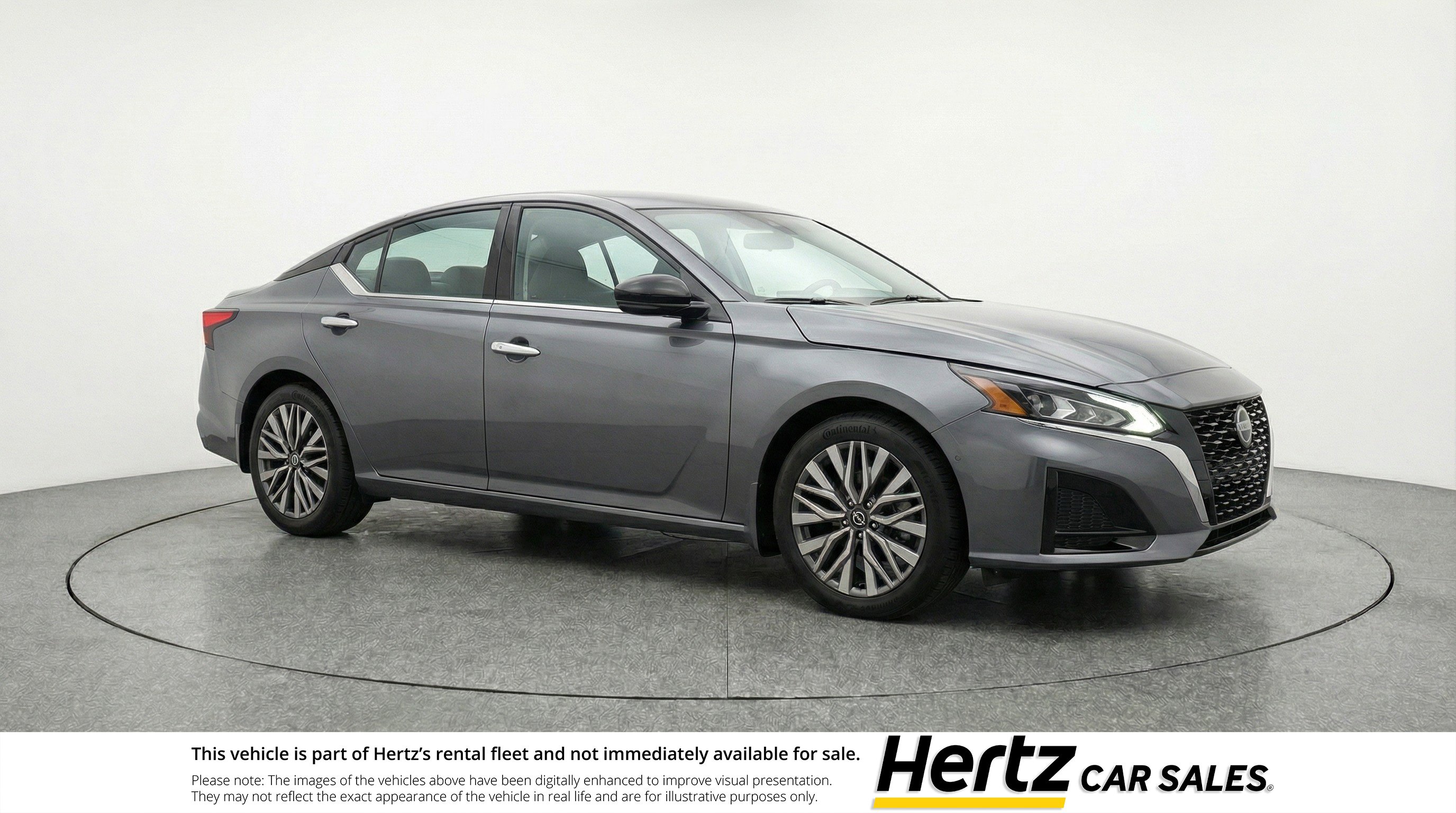 Used 2025 Nissan Altima 2.5 SV image 1