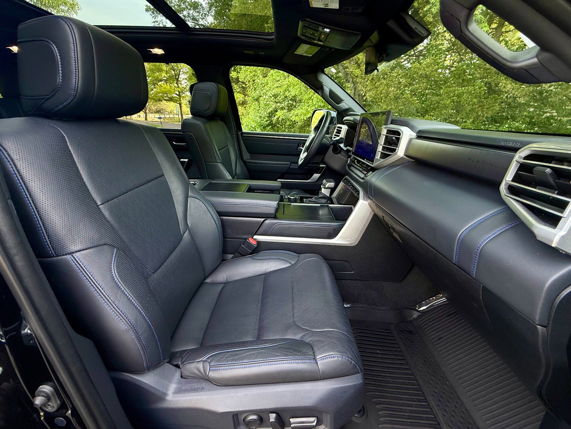Used 2023 Toyota Sequoia Platinum image 46