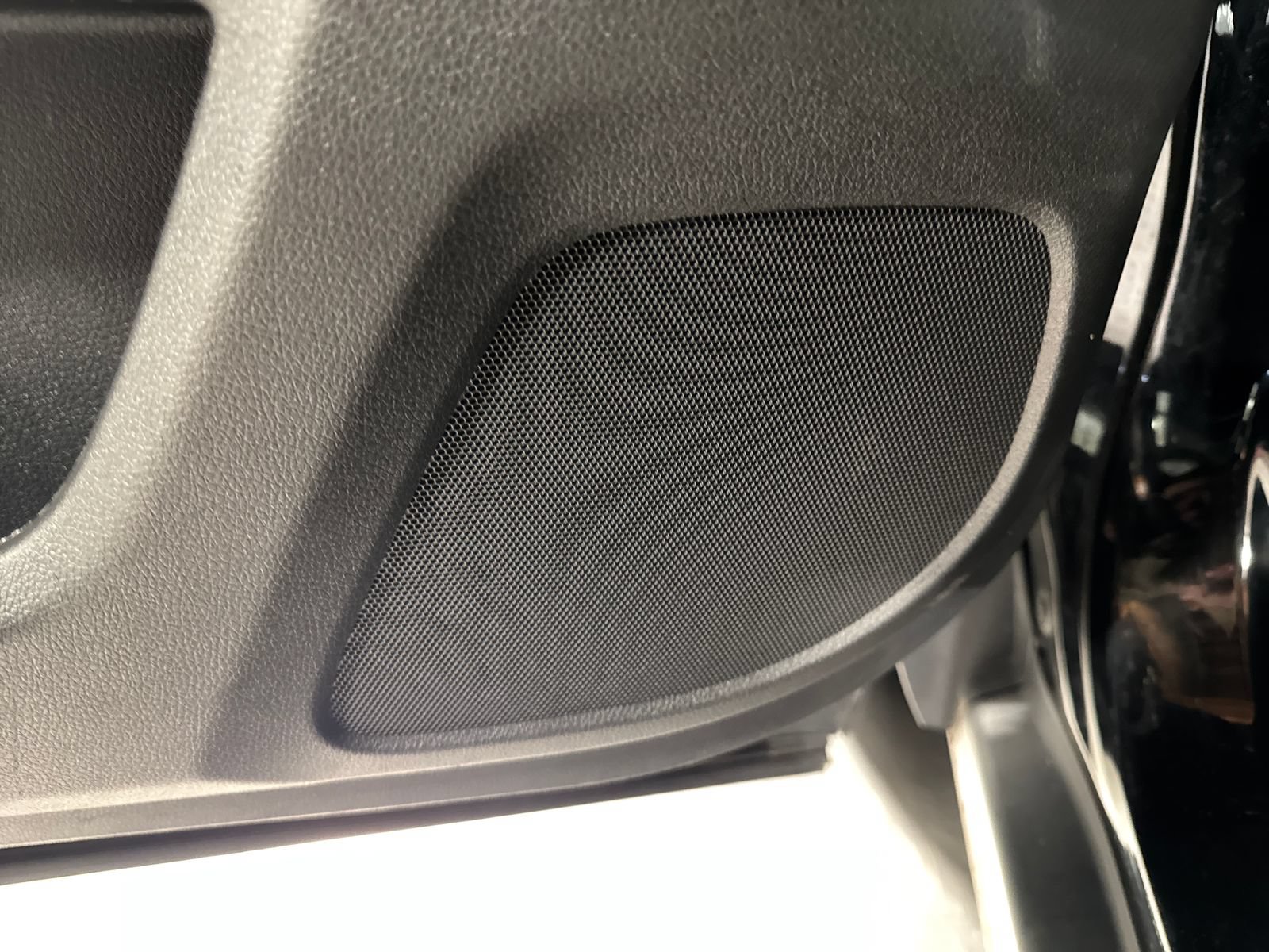 Used 2022 Honda Passport EX-L image 17