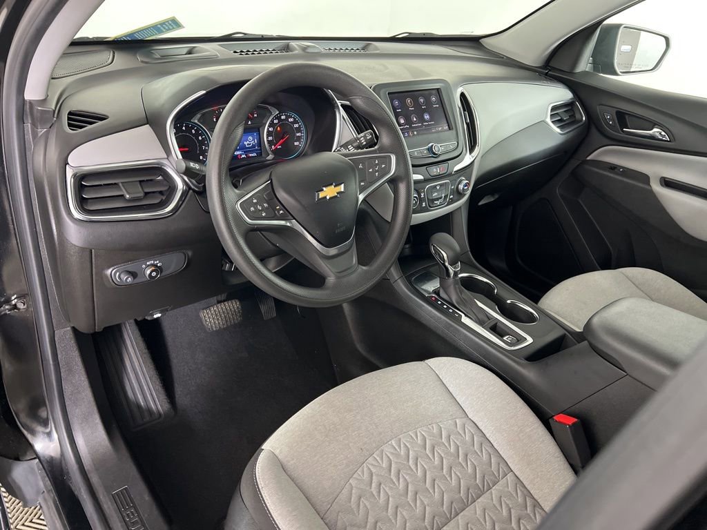 Used 2022 Chevrolet Equinox LS w/ LS Convenience Package FWD image 12
