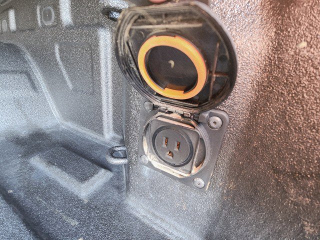 Used 2021 Chevrolet Silverado 1500 High Country w/ Technology Package image 22