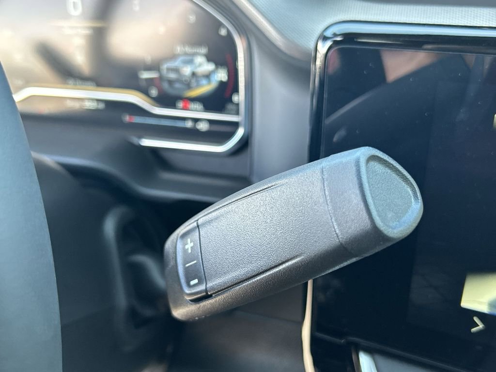 New 2025 GMC Sierra 2500 Denali w/ Denali Reserve Package image 16