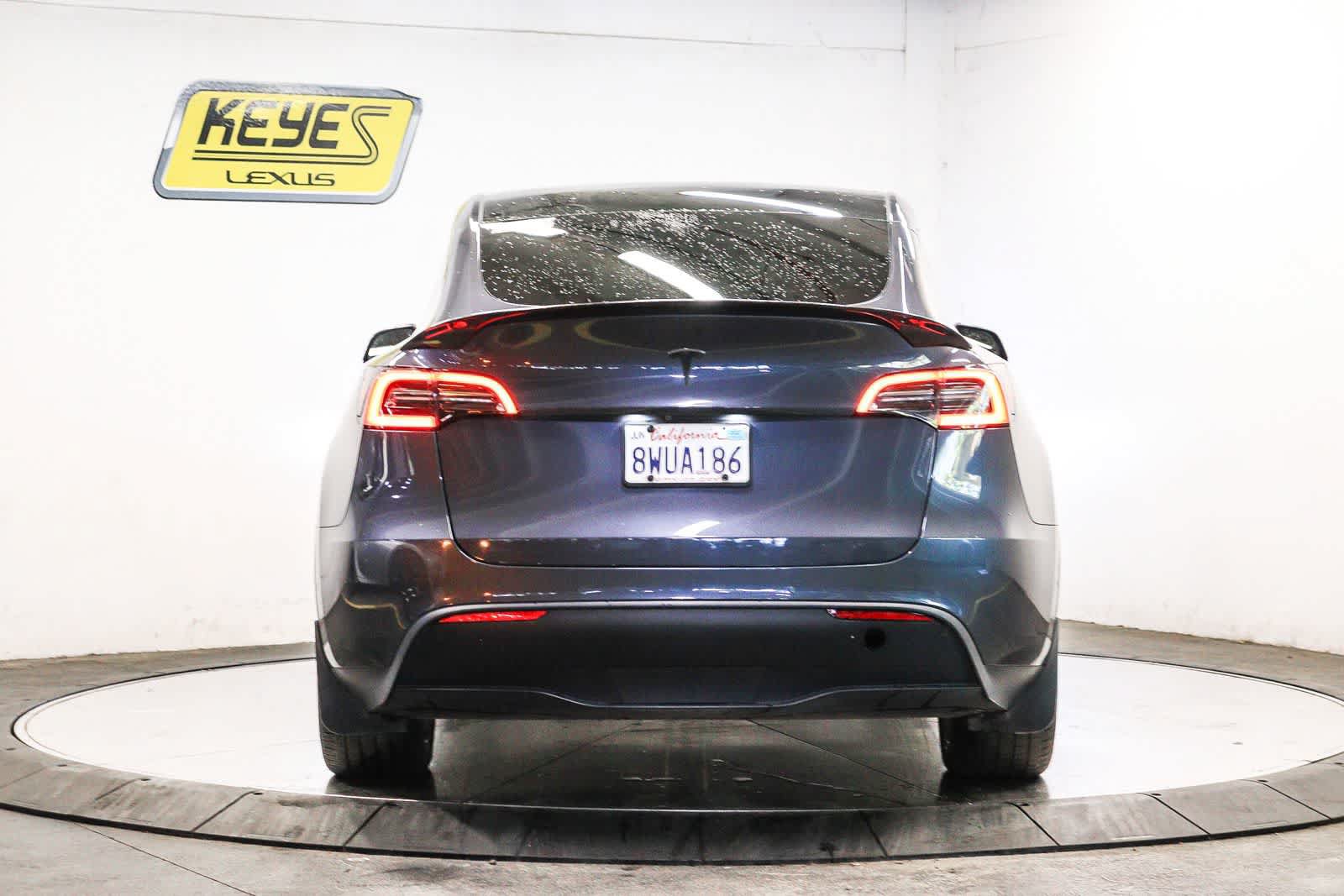 Used 2021 Tesla Model Y Long Range AWD/4WD image 3