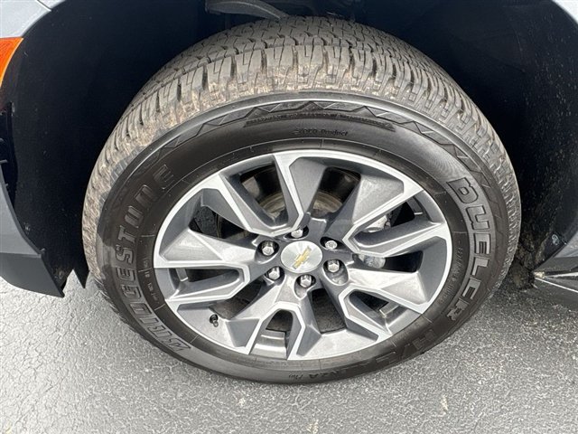 Certified 2021 Chevrolet Suburban LT w/ LT Signature Package AWD/4WD image 33