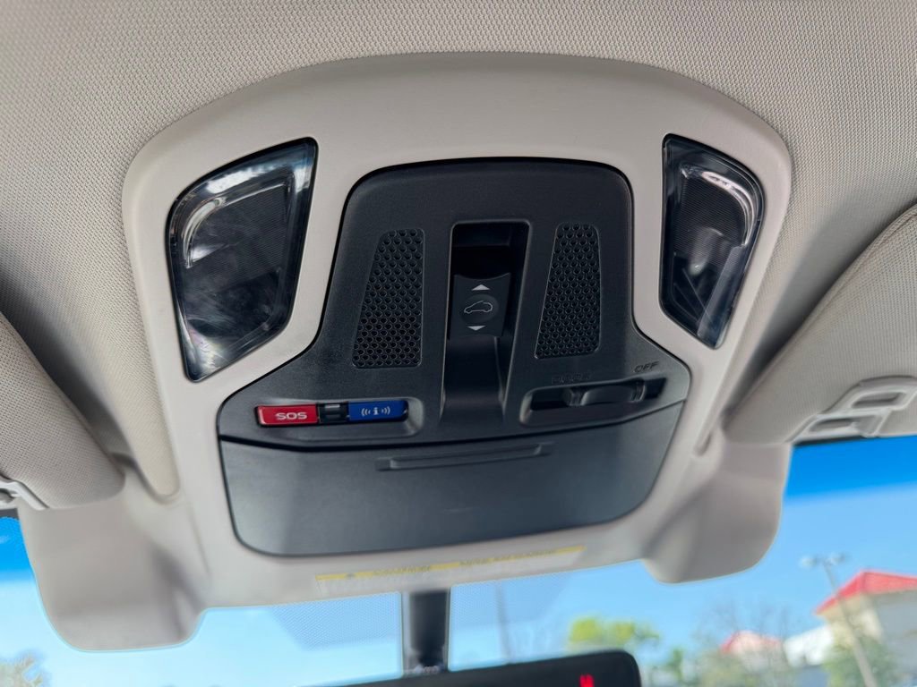 Used 2022 Subaru Outback Limited XT w/ Popular Package #2 image 32