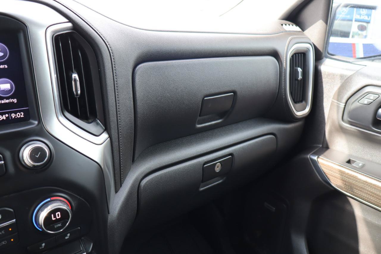 Used 2019 Chevrolet Silverado 1500 LT Trail Boss AWD/4WD image 20
