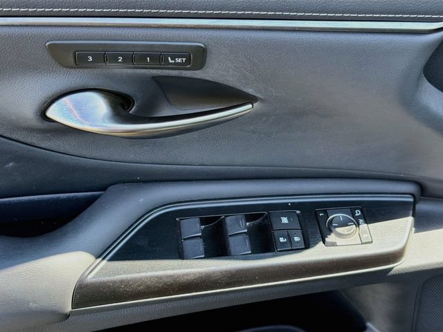 Used 2020 Lexus ES 350 w/ Premium Package FWD image 17