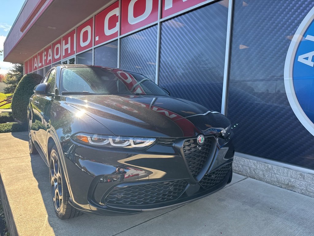 New 2025 Alfa Romeo Tonale w/ Active Assist Package