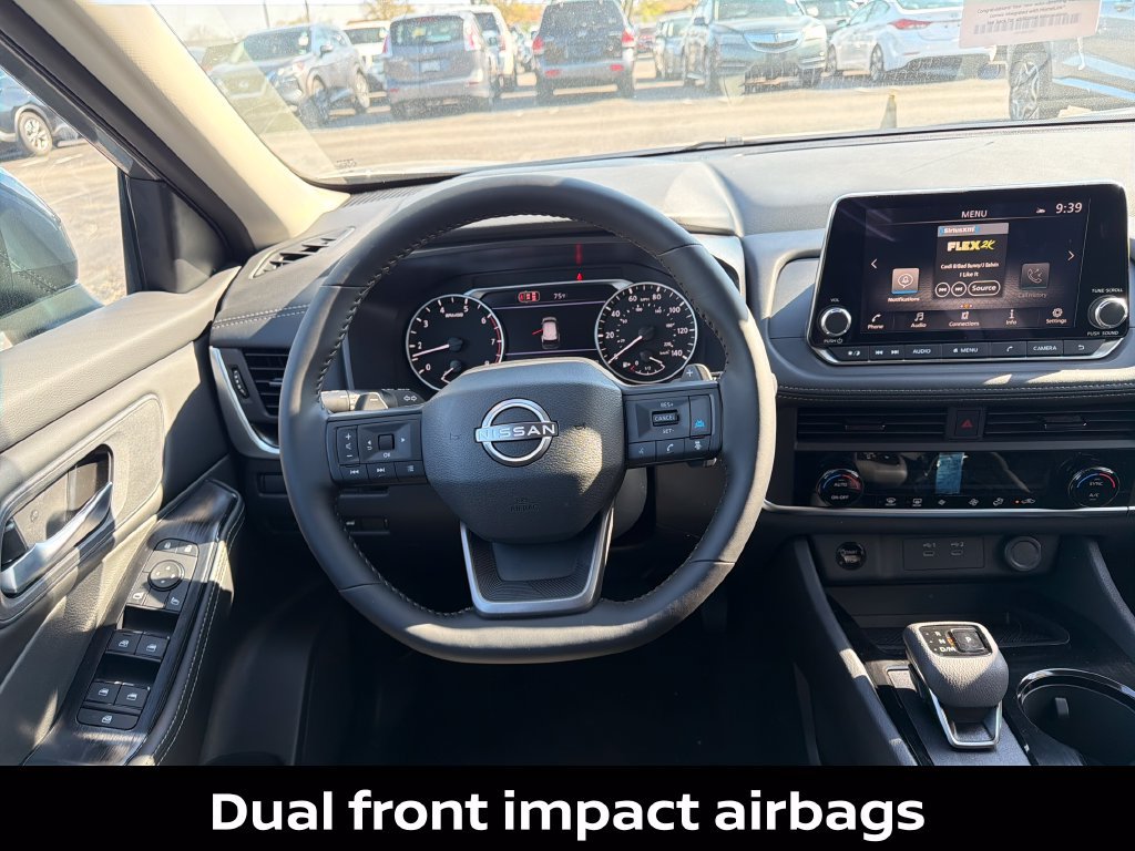 Certified 2026 Nissan Rogue SV AWD/4WD image 17