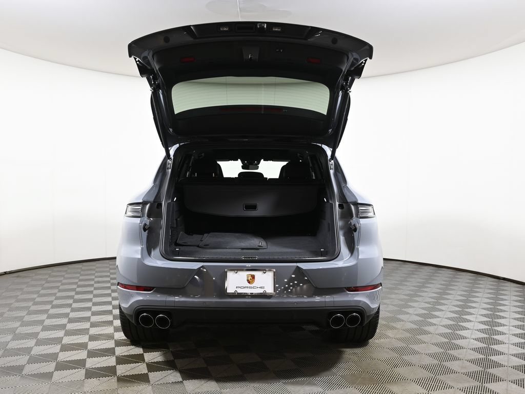 Used 2026 Porsche Cayenne E-Hybrid AWD/4WD image 41