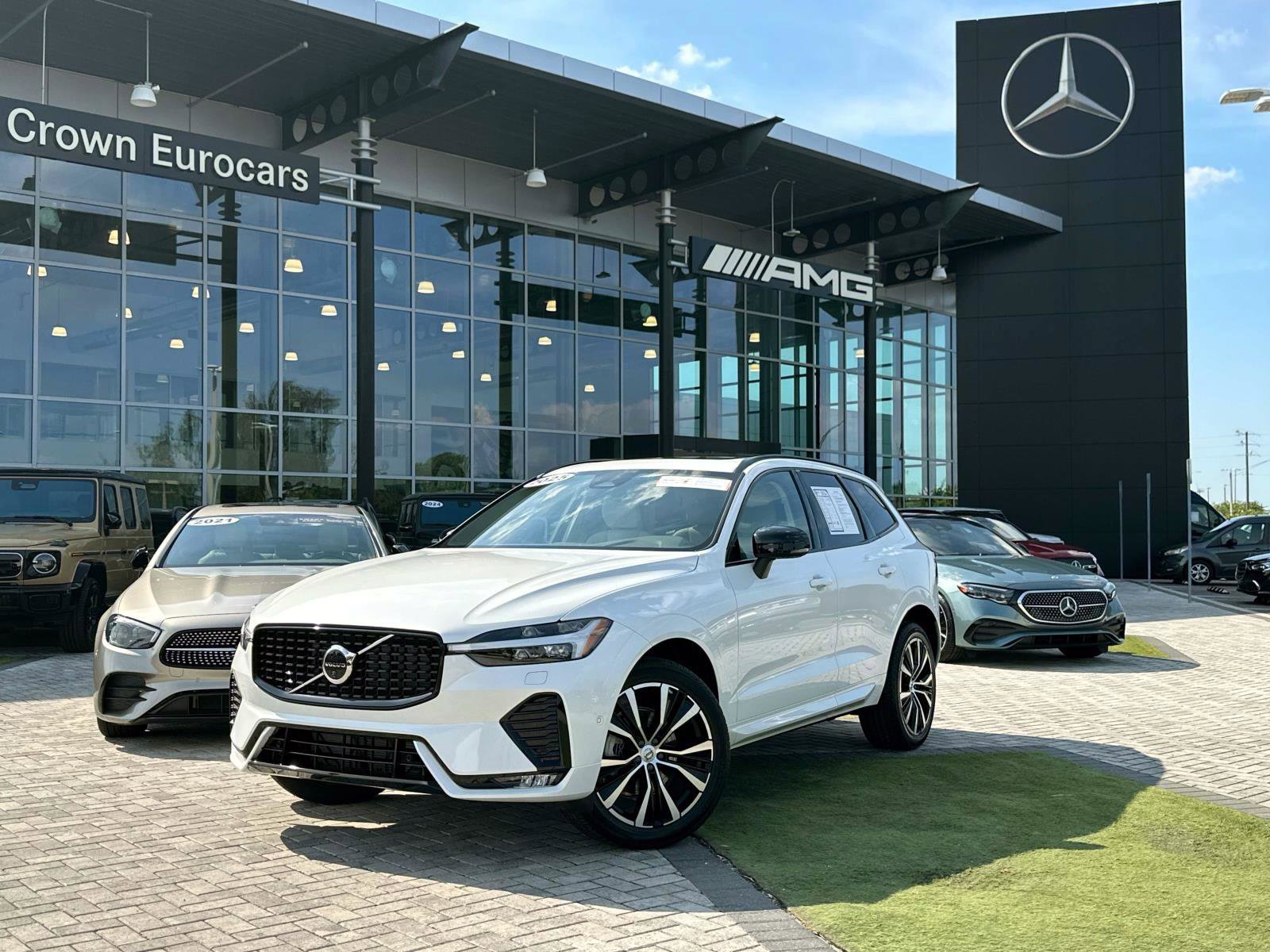 Used 2025 Volvo XC60 B5 Plus w/ Protection Package Premier