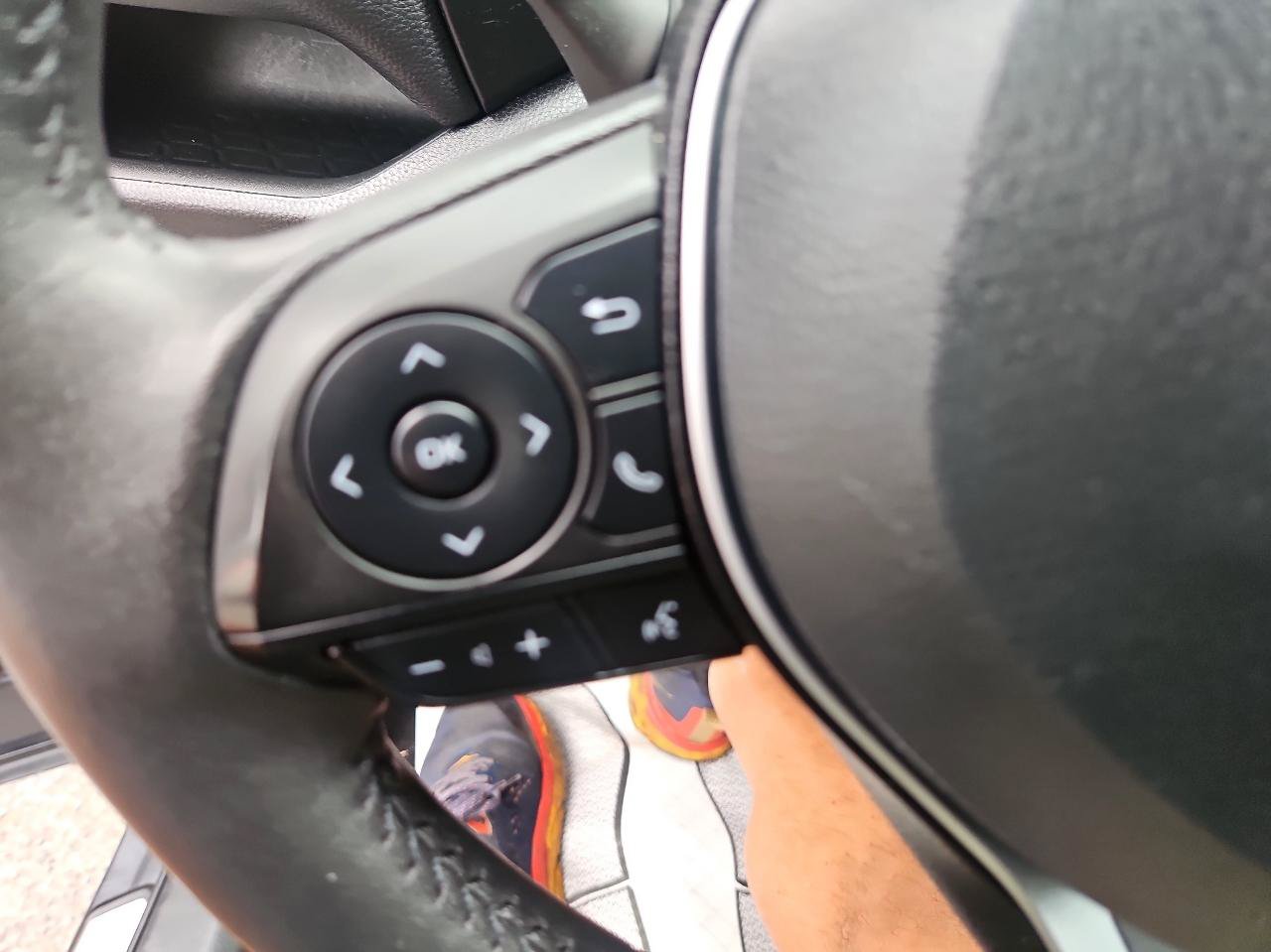 Used 2022 Toyota RAV4 XLE w/ Convenience Package AWD/4WD image 27