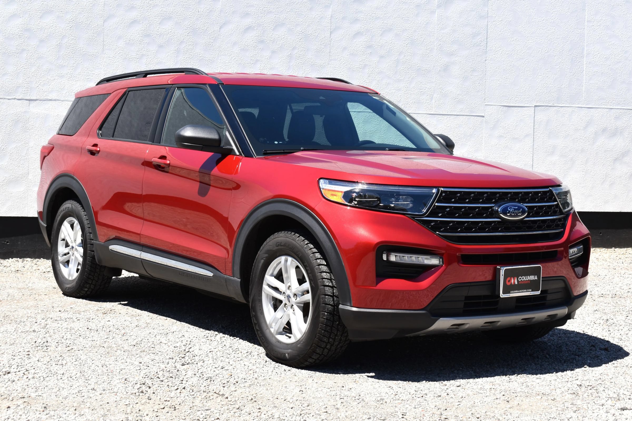 Used 2020 Ford Explorer XLT w/ Equipment Group 202A AWD/4WD image 39