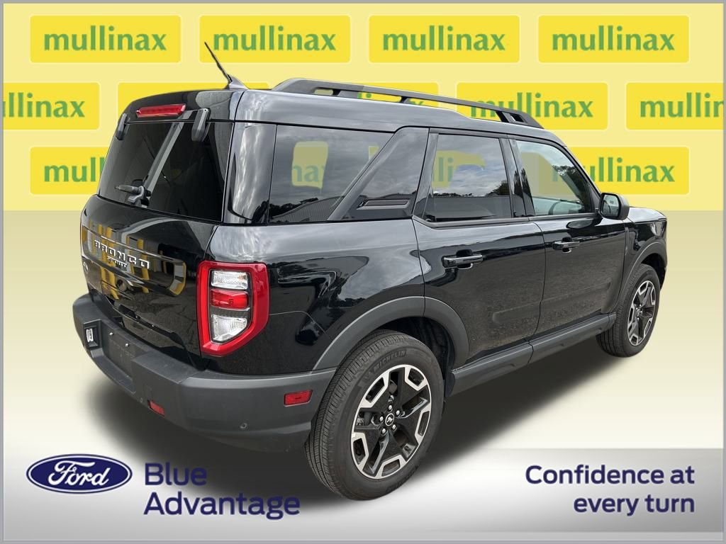 Certified 2024 Ford Bronco Sport Outer Banks w/ Tech Package image 2