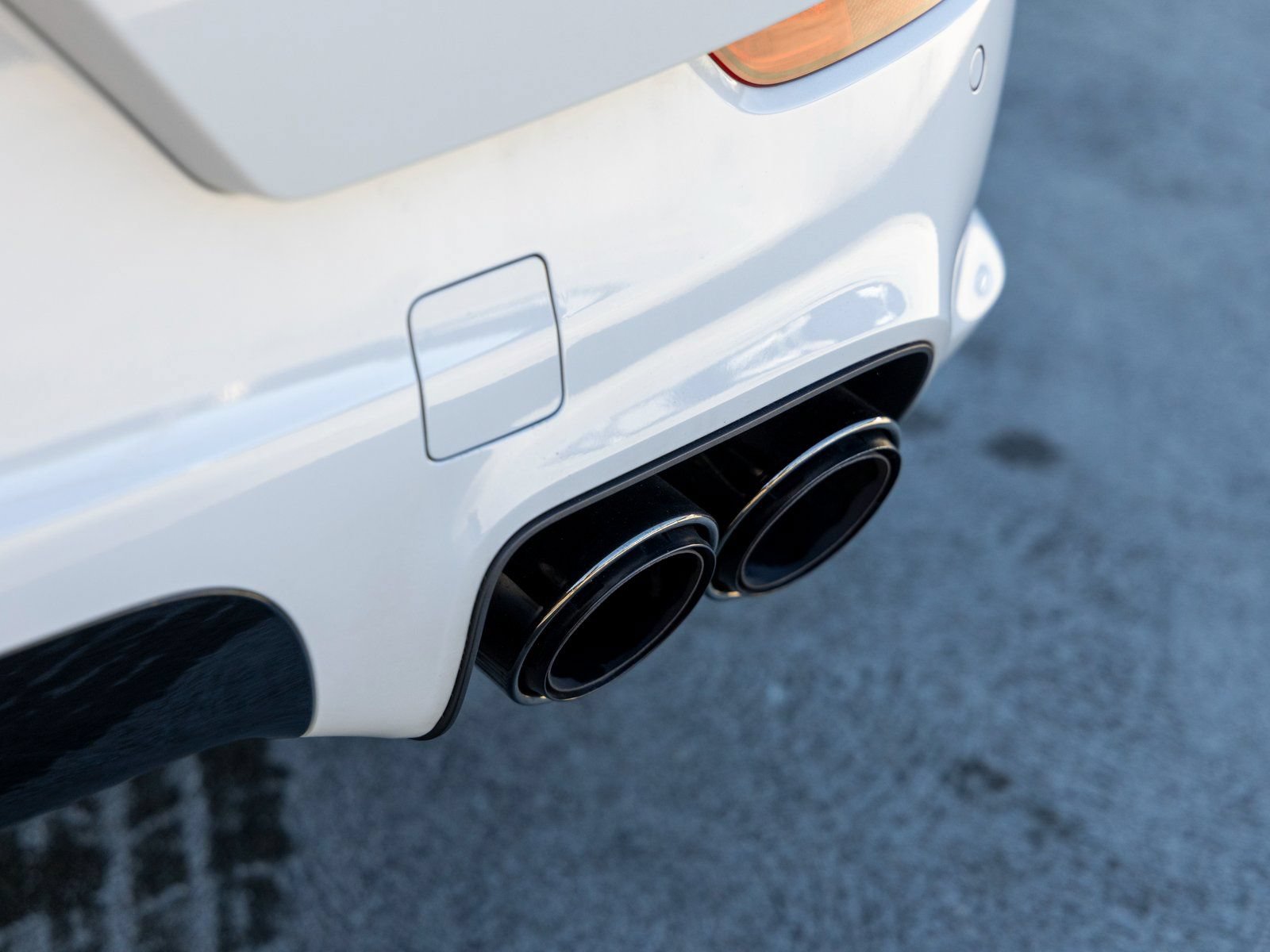 New 2025 Porsche Cayenne Turbo AWD/4WD image 22