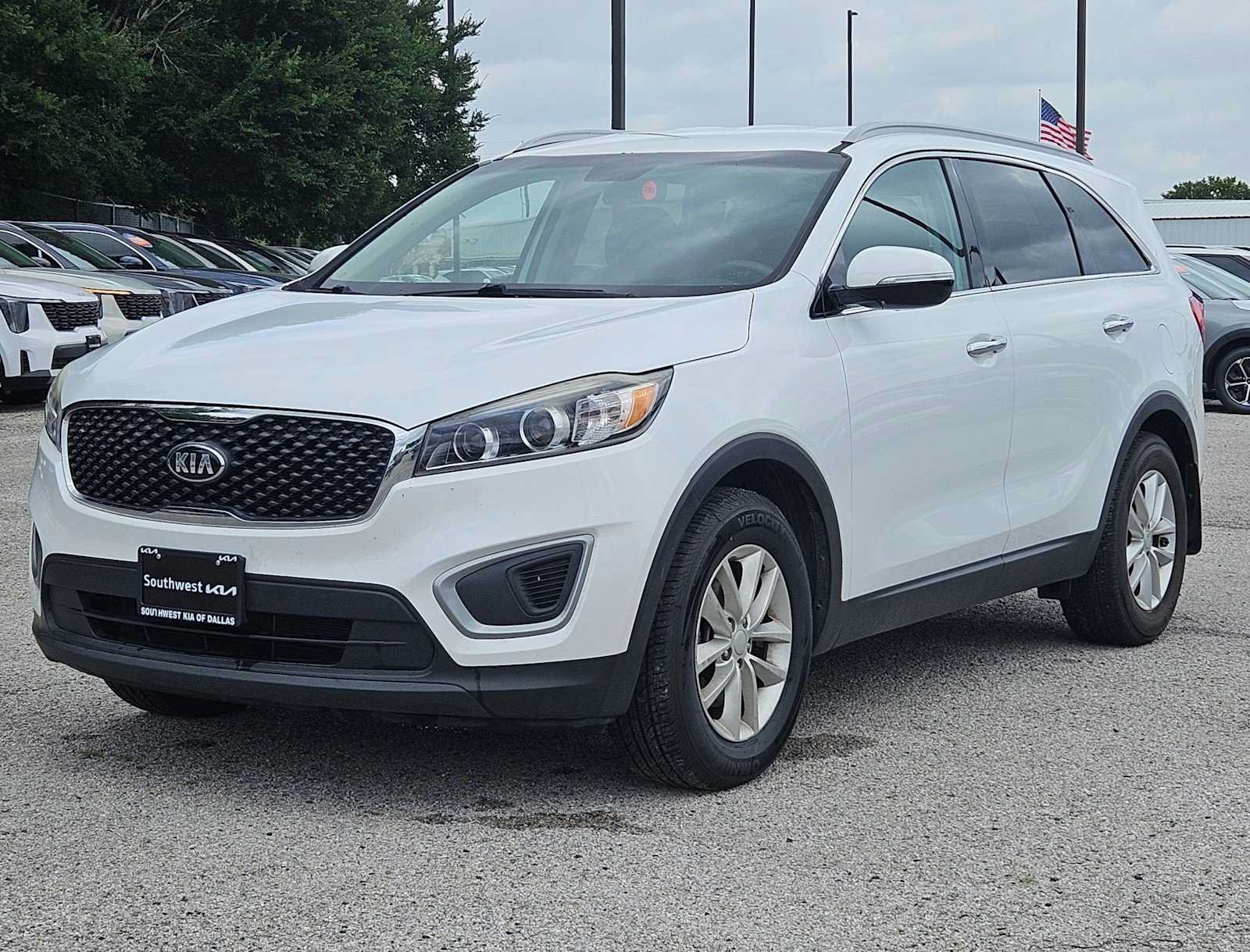 Used 2018 Kia Sorento FWD image 10