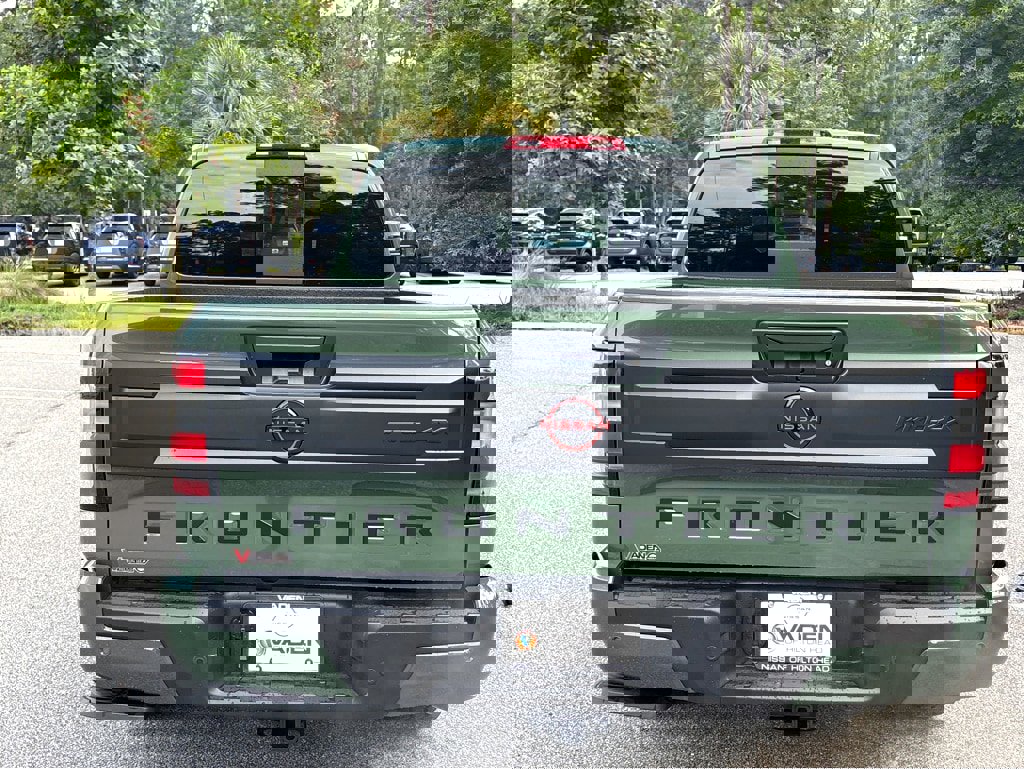 New 2025 Nissan Frontier PRO-4X w/ Black Accent Package image 28