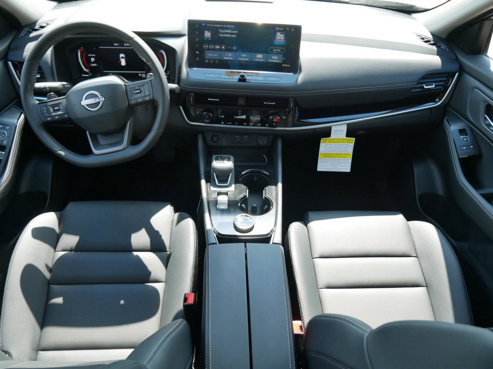 New 2025 Nissan Rogue SL image 7