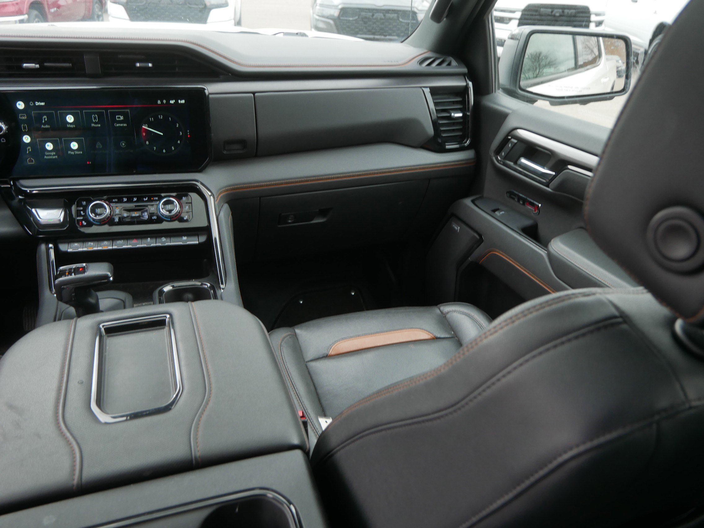 Used 2022 GMC Sierra 1500 AT4 w/ AT4 Premium Package image 11