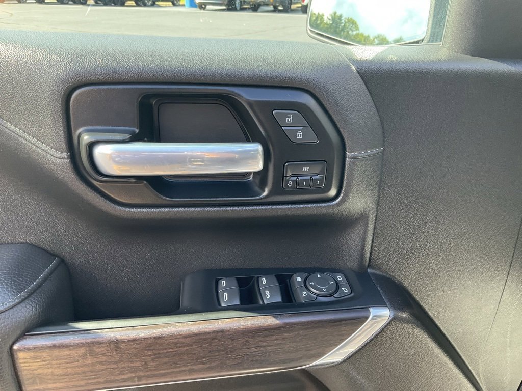 Used 2021 GMC Sierra 1500 Denali w/ Denali Premium Package image 11