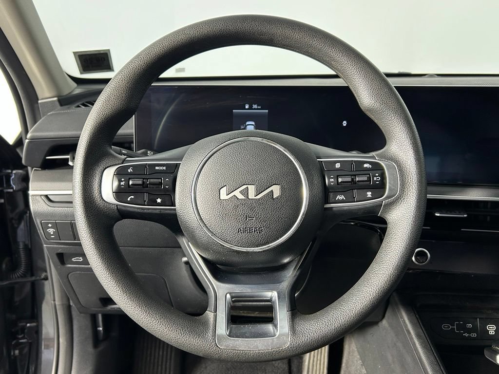 Used 2025 Kia K5 LXS FWD image 22