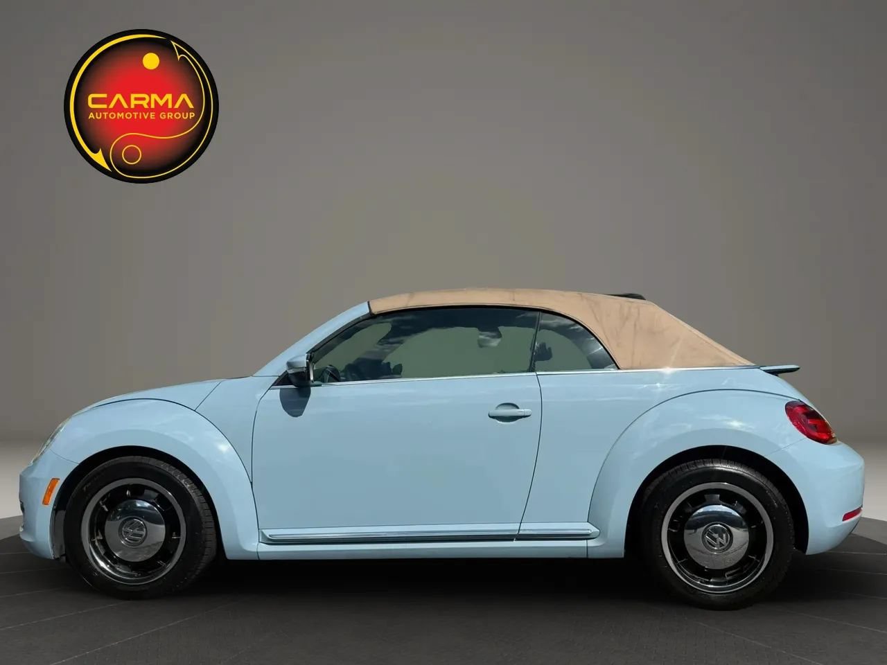 Used 2013 Volkswagen Beetle TDI FWD image 6