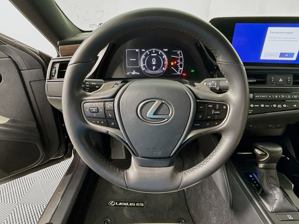 Certified 2023 Lexus ES 350 w/ Premium Package image 11