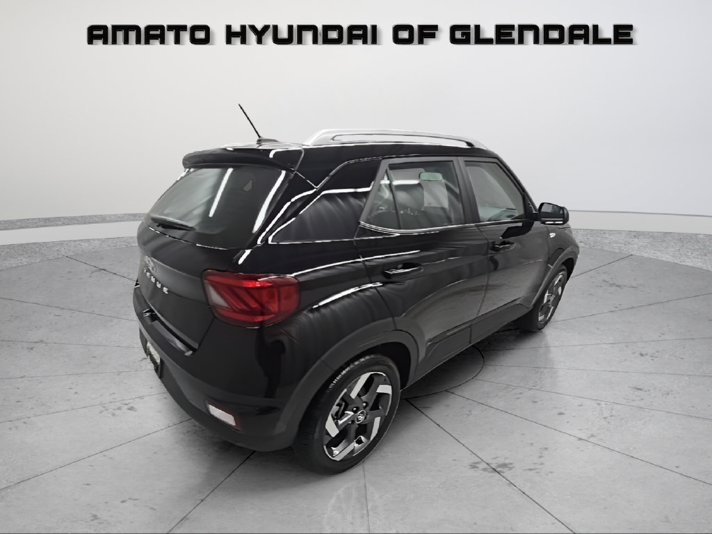 New 2026 Hyundai Venue SEL FWD image 6