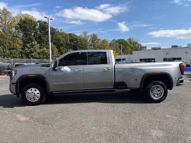 Used 2026 GMC Sierra 3500 Denali Ultimate AWD/4WD image 24