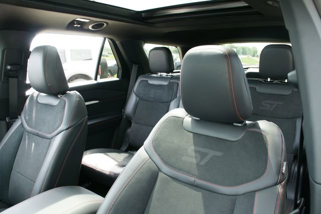 New 2026 Ford Explorer ST AWD/4WD image 19
