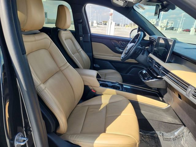 Used 2023 Lincoln Corsair Reserve w/ Equipment Group 201A image 24