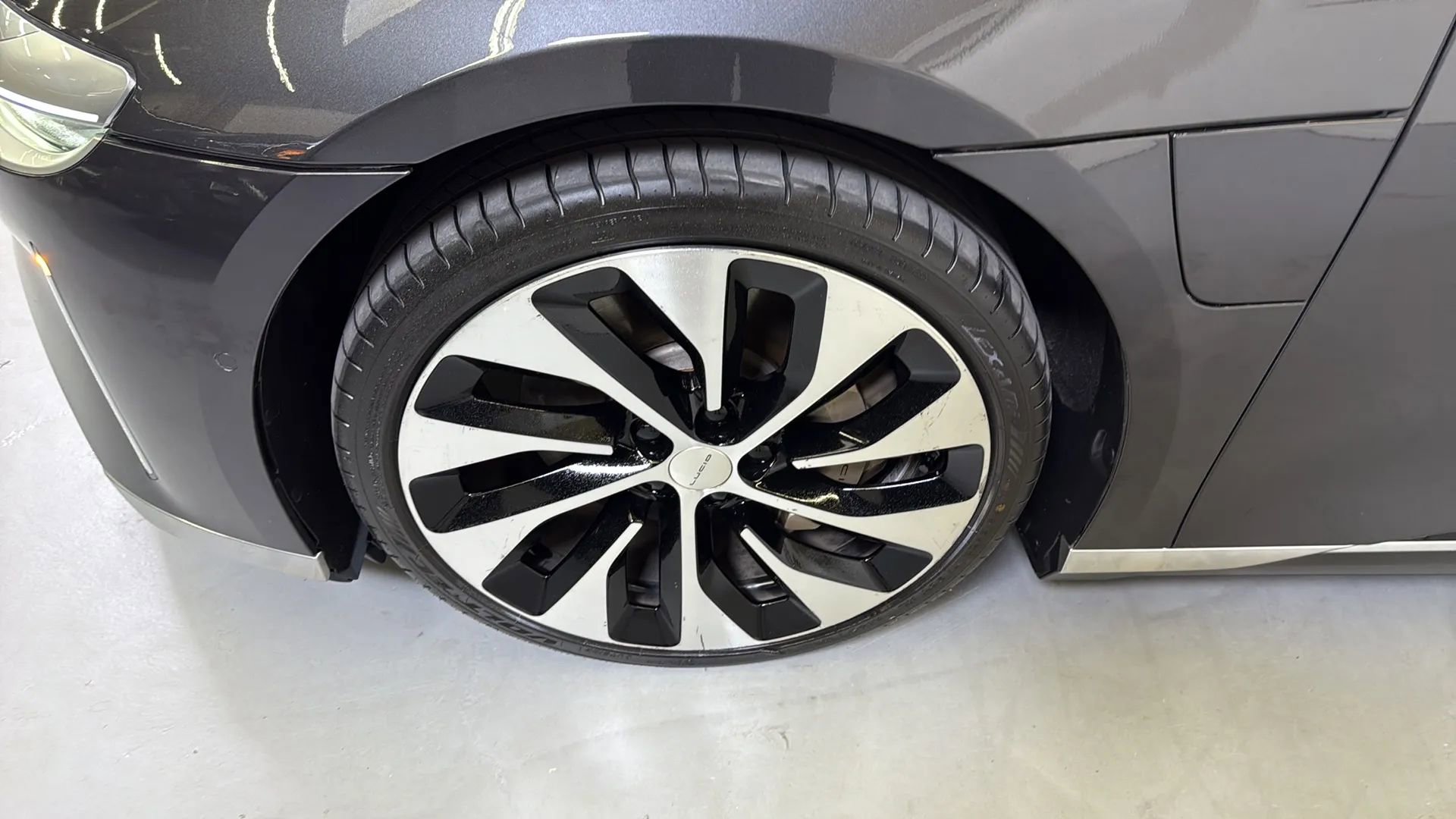 Used 2022 Lucid Air Grand Touring AWD/4WD image 25