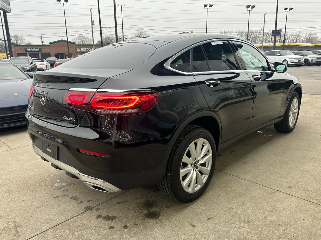 Used 2020 Mercedes-Benz GLC 300 4MATIC Coupe image 7