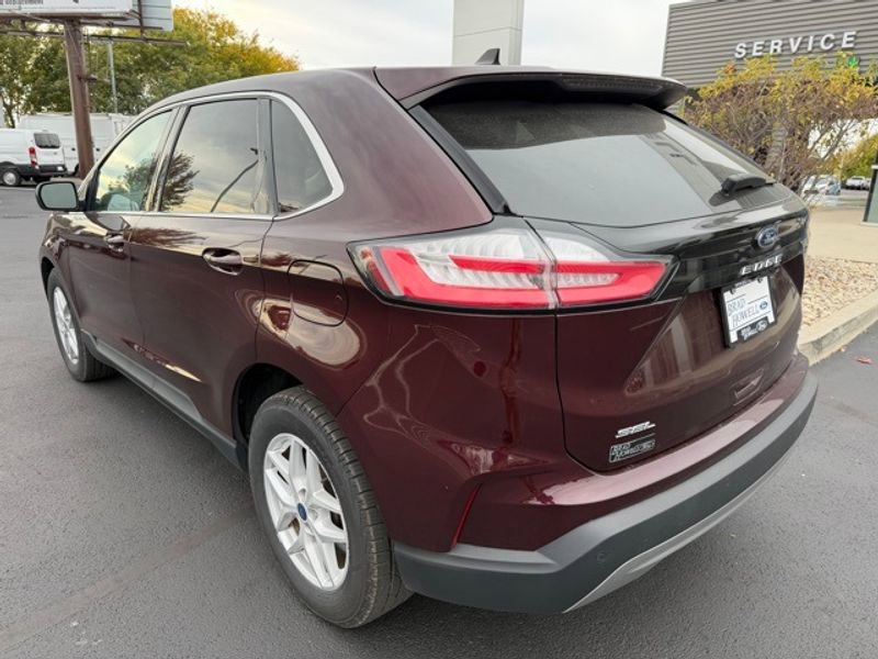 Used 2022 Ford Edge SEL w/ Convenience Package AWD/4WD image 8