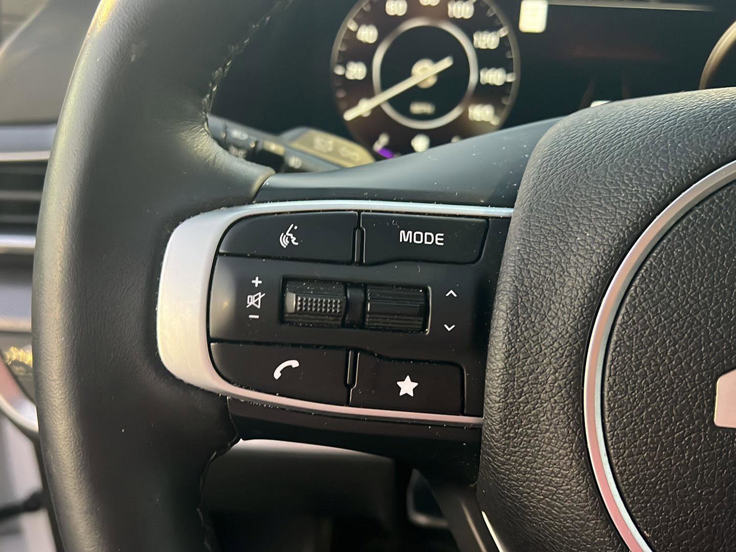 Used 2023 Kia Sportage SX image 20