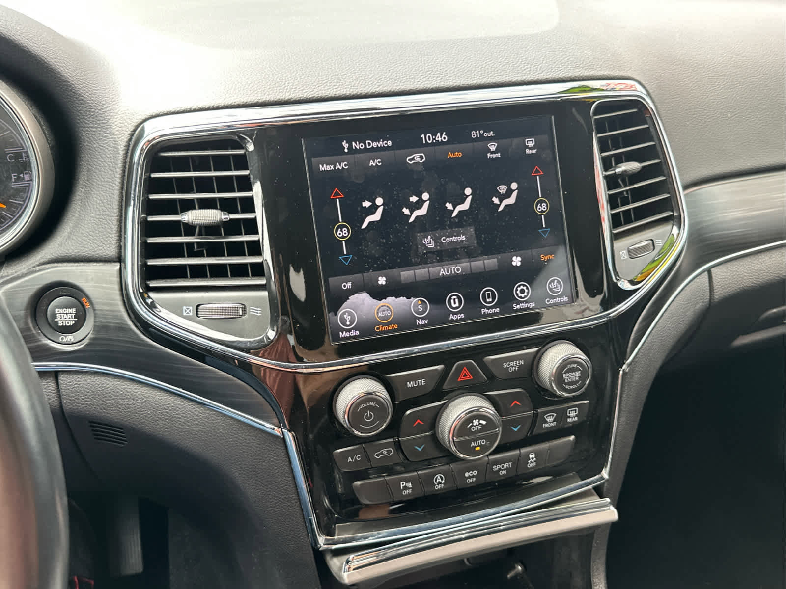 Used 2021 Jeep Grand Cherokee Limited image 32