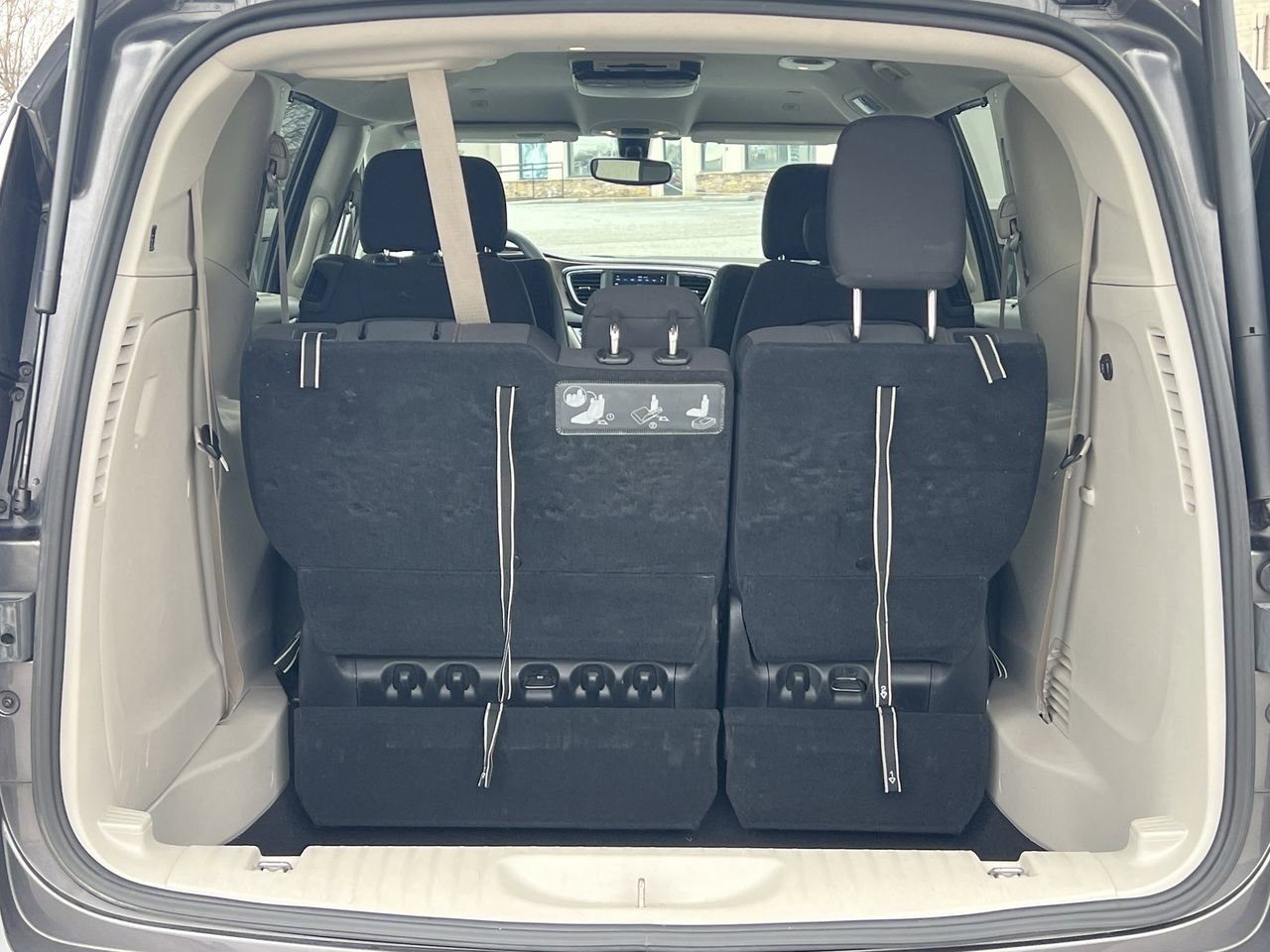 Used 2018 Chrysler Pacifica Touring Plus w/ Tire & Wheel Group image 27