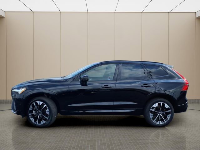 New 2026 Volvo XC60 B5 Plus w/ Protection Package Premier image 5
