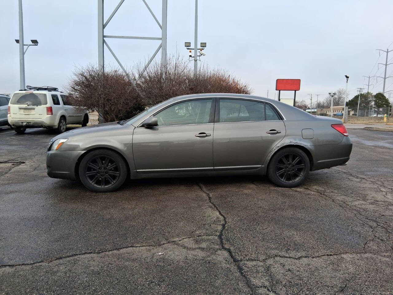 Used 2005 Toyota Avalon Limited image 5