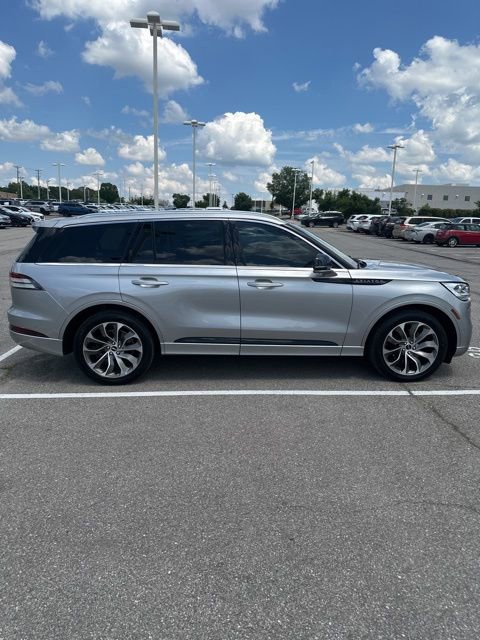 Used 2022 Lincoln Aviator Grand Touring w/ Equipment Group 301A AWD/4WD image 6