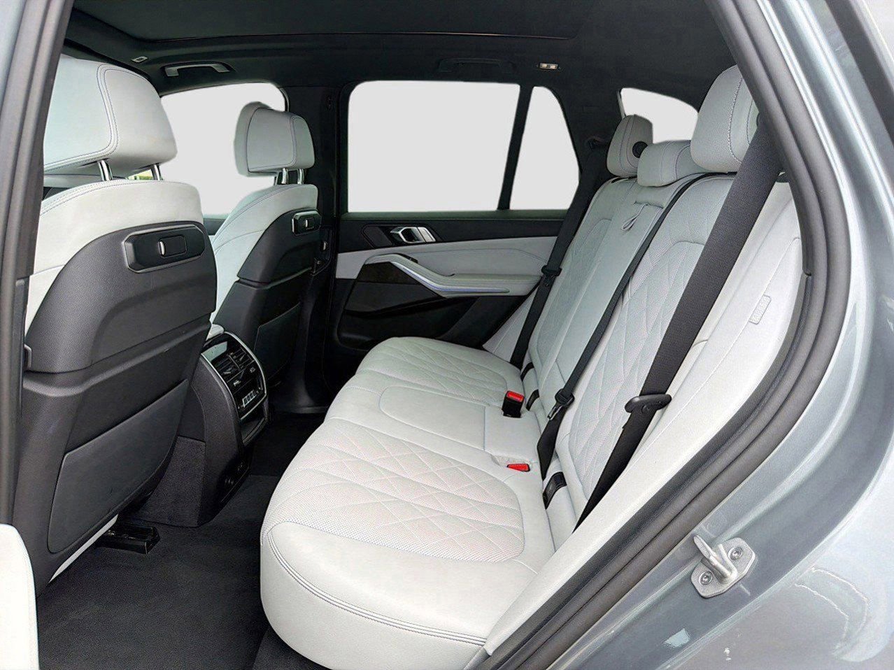 Certified 2025 BMW X5 xDrive40i image 19