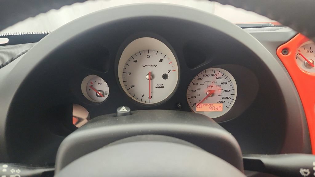 Used 2008 Dodge Viper SRT-10 RWD image 16